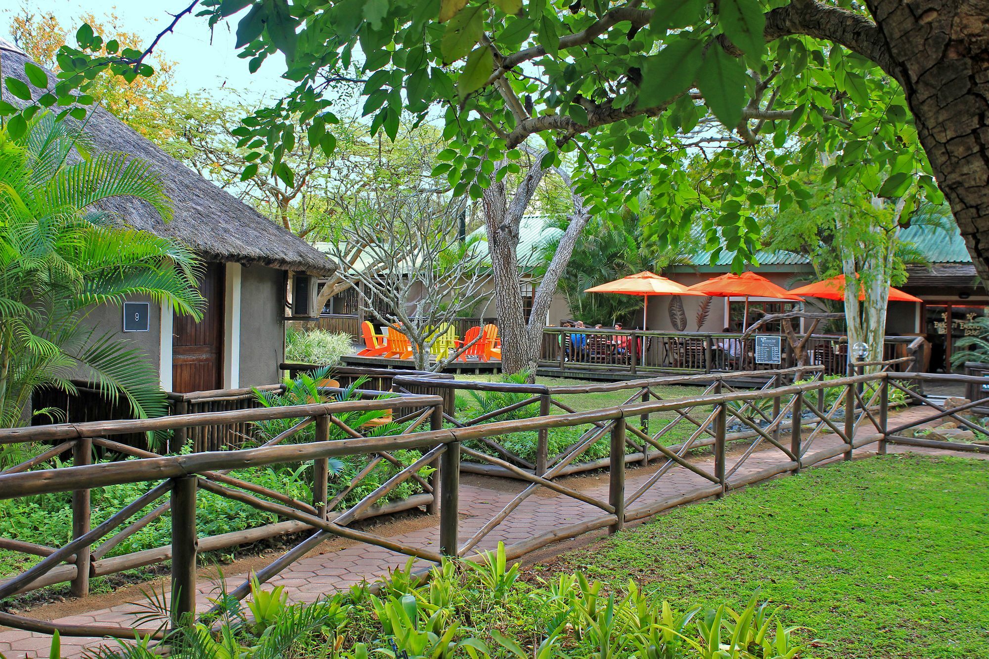 Emdoneni Lodge Хлухлуве Экстерьер фото